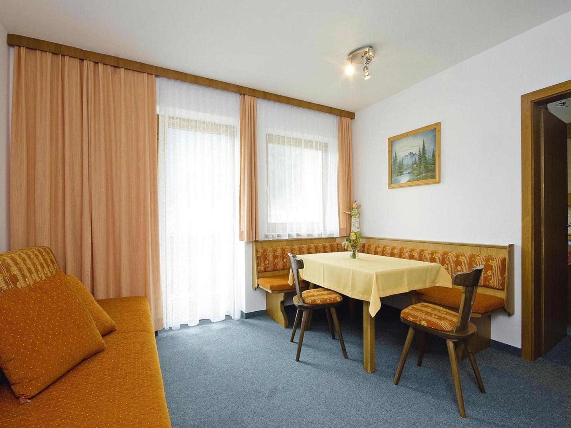 Flat With Sep Entrance On Ground Floor In Neustift Apartment Neustift im Stubaital Exterior photo